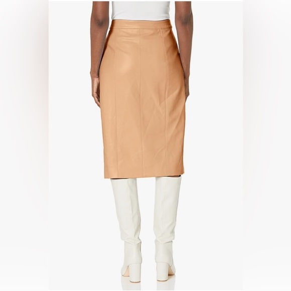 BCBGMAXAZRIA Fitted Faux Leather Pencil Skirt Functional Pocket Button Front NWT - Picture 2 of 4